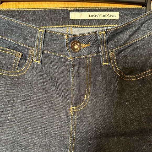 DKNY size 4 boot cut jeans - Picture 3 of 7